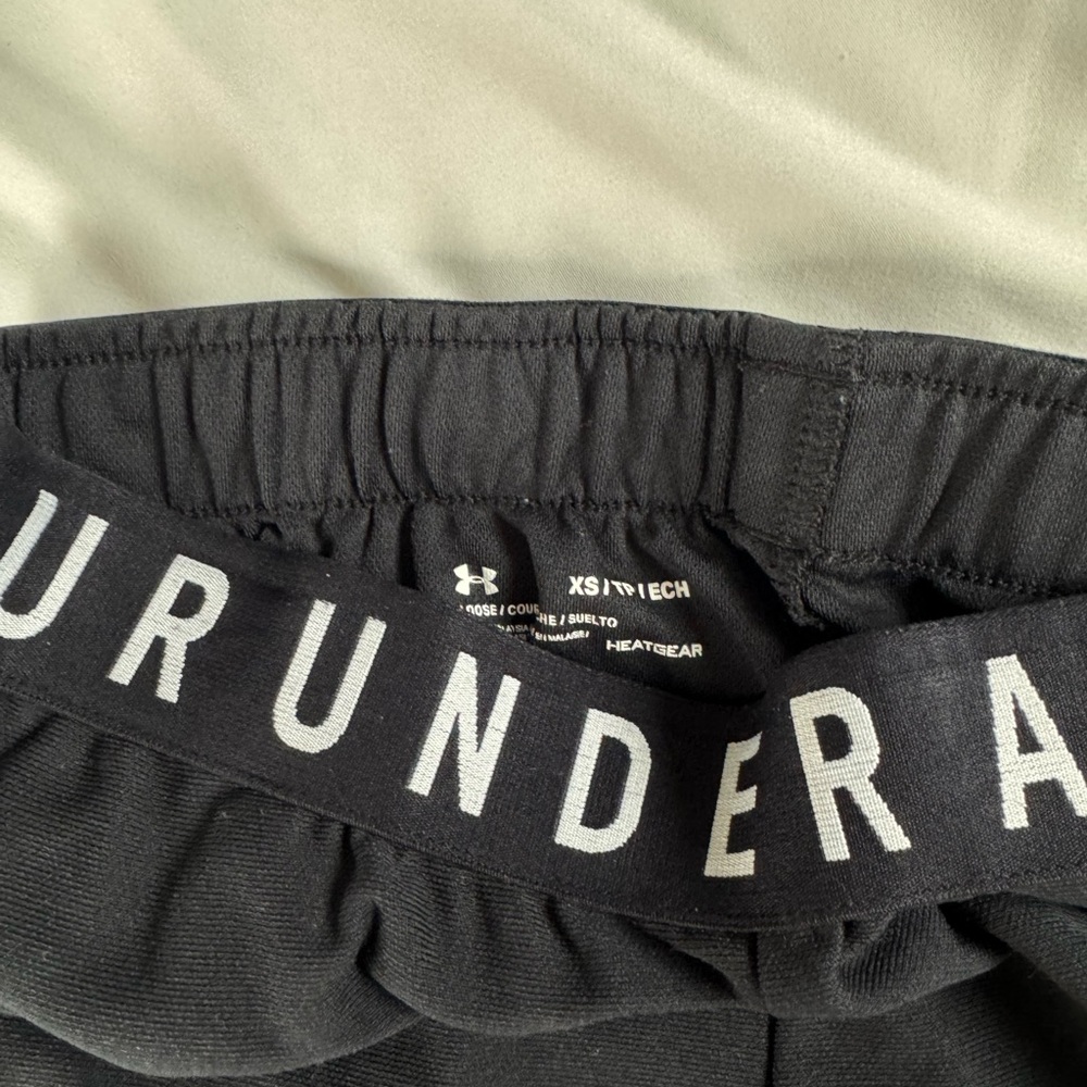 Under Armour Workout Shorts Bundle - Picture 3 of 5